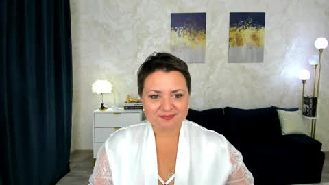 annacorlane online show from June 9, 3:39 am