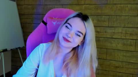 AnnaDelon online show from October 15, 5:54 am