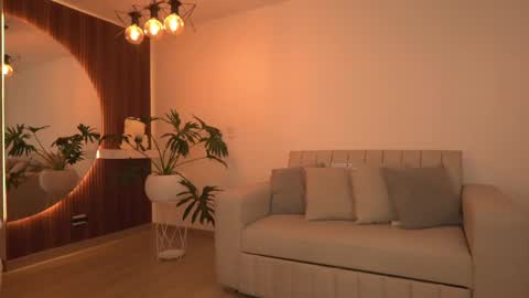 Snapshot of annagr_ chatting on September 28, 10:04 pm Anita online show from September 28, 10:04 pm