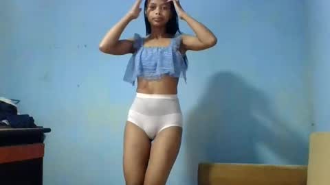 annah361037 online show from July 14, 5:12 am