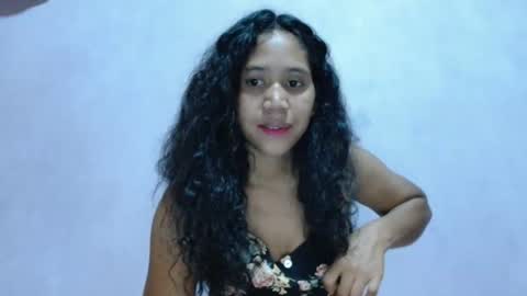 annahhotgirl online show from February 18, 2:43 am