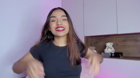 Anne online show from March 31, 2:22 am