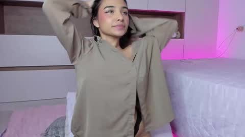 Anne online show from March 9, 2:04 am