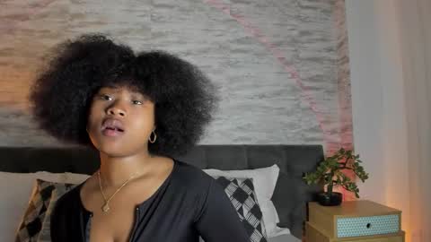 Anneth online show from November 25, 7:47 pm