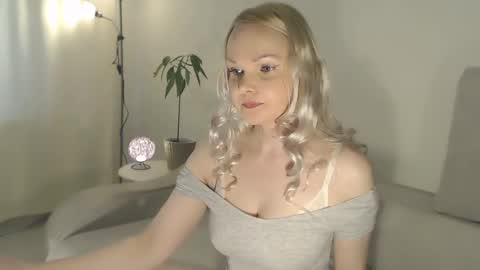 Annett online show from March 1, 12:23 pm