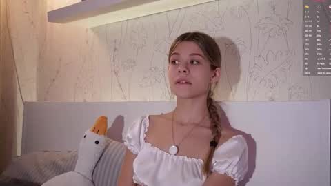 Anne online show from October 5, 6:57 pm