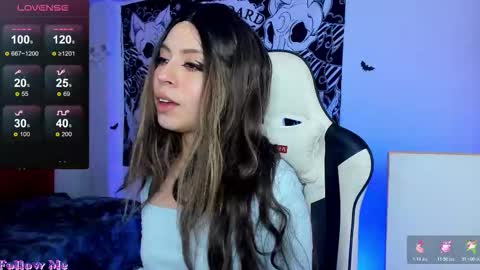 Snapshot of anni_420_ chatting on October 24, 6:31 am Nikoll online show from October 24, 6:31 am