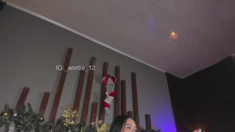 annie_barozzi online show from November 28, 3:59 pm