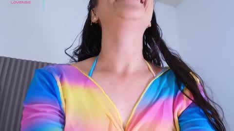 Annie online show from April 11, 7:39 pm