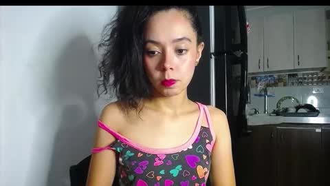 Snapshot of annie_rosse1017 chatting on October 5, 5:12 am annie_rosse1017 online show from October 5, 5:12 am