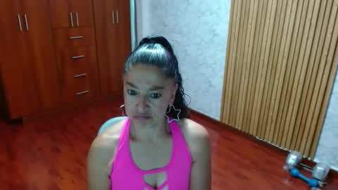 Annita online show from April 10, 9:10 pm