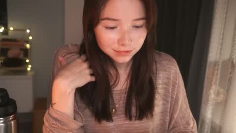 Snapshot of anntics_ chatting on October 26, 4:02 pm N  antics online show from October 26, 4:02 pm