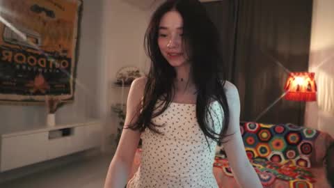 Snapshot of anntics_ chatting on March 8, 5:09 pm N  antics online show from March 8, 5:09 pm