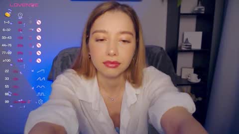 Ann online show from October 19, 11:40 pm