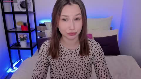 Anna online show from December 10, 1:32 am