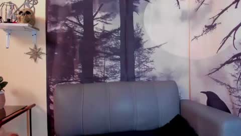 Annyluna online show from June 17, 5:14 pm