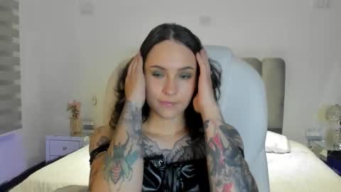 AnnyT online show from February 17, 11:26 pm