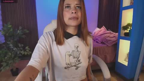 Snapshot of antonellagarcia0 chatting on October 3, 3:44 am Antonella online show from October 3, 3:44 am