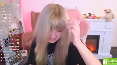 Snapshot of antonia_ferrero chatting on September 29, 8:08 am antonia_ferrero online show from September 29, 8:08 am