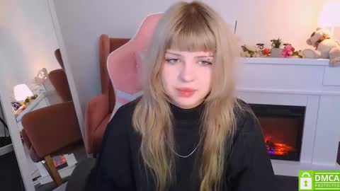 Snapshot of antonia_ferrero chatting on October 2, 7:13 am antonia_ferrero online show from October 2, 7:13 am