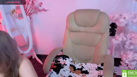 Snapshot of antonia_ferrero chatting on September 17, 8:12 am antonia_ferrero online show from September 17, 8:12 am
