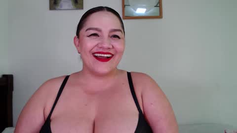 Snapshot of antoniamoreno82 chatting on March 10, 10:24 pm antonia online show from March 10, 10:24 pm