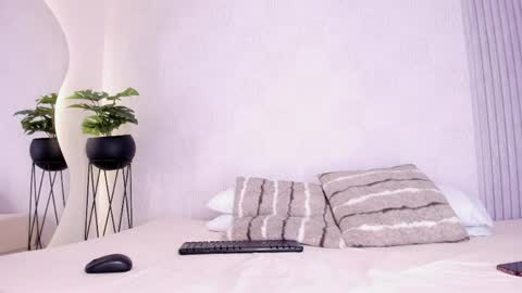 any_tylor_ online show from May 12, 11:00 pm
