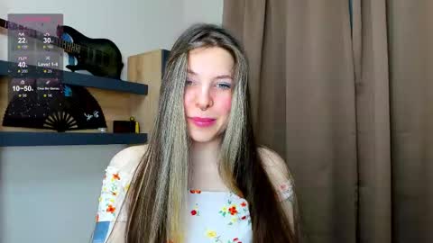 Anya online show from October 12, 5:04 pm