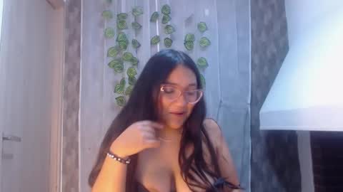 anyeladondecm101 online show from April 21, 1:42 am