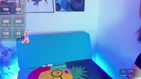 Snapshot of anyell_fox_xxx chatting on October 11, 12:26 am anyell online show from October 11, 12:26 am