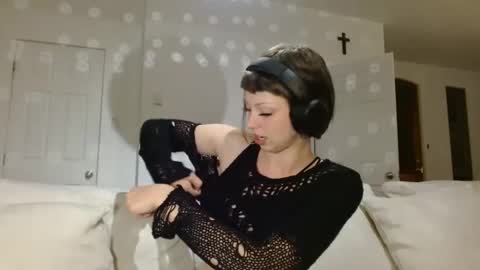 Lila online show from September 19, 1:15 am