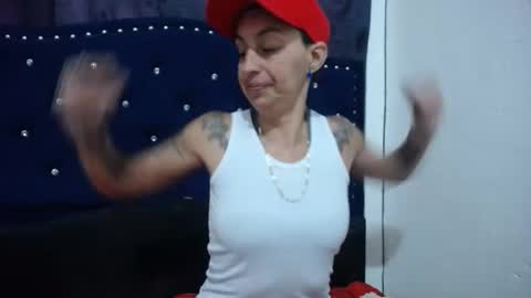 anyu online show from December 22, 1:55 pm