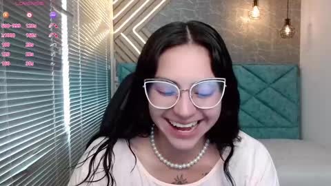 Snapshot of april_dumont chatting on March 10, 12:49 pm April online show from March 10, 12:49 pm