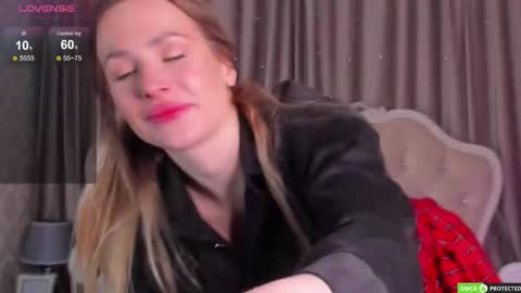 April online show from November 8, 9:14 am