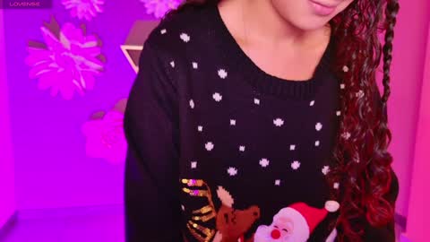 Snapshot of aprilrhodes_ chatting on December 19, 3:29 am April Rhodes online show from December 19, 3:29 am