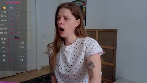 aqua_sultry online show from September 15, 7:49 am