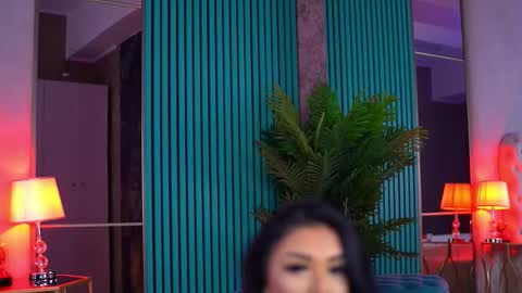 arabellaposh online show from October 21, 7:45 am