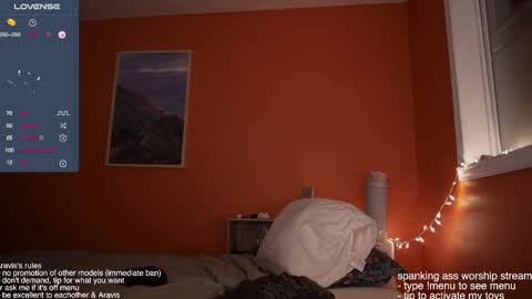 aravis online show from October 31, 10:25 pm