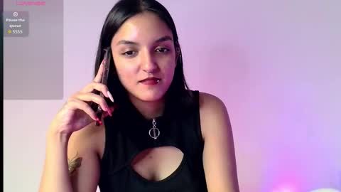 Bella online show from December 22, 4:32 pm