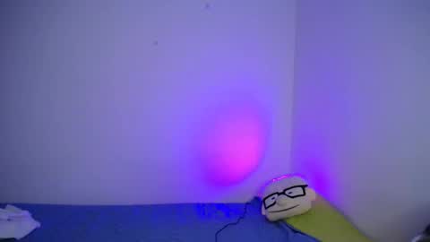  777 online show from February 1, 11:48 pm