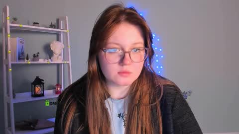 aria_mist online show from January 11, 9:47 am