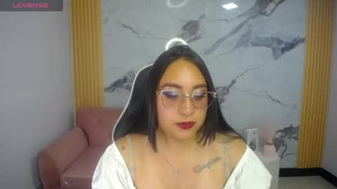 ariabliss_ch online show from June 16, 9:05 pm