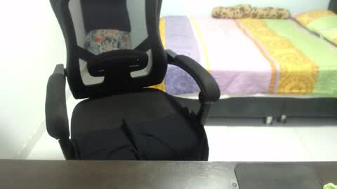 ...Ariana... online show from March 5, 6:34 pm