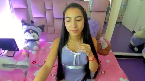 ariadnacappelletty online show from April 20, 6:11 pm