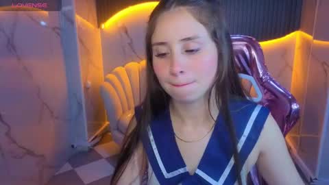 ariana18_b online show from June 1, 1:02 pm