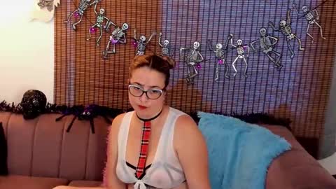 Ariana Cruz online show from October 19, 2:52 pm