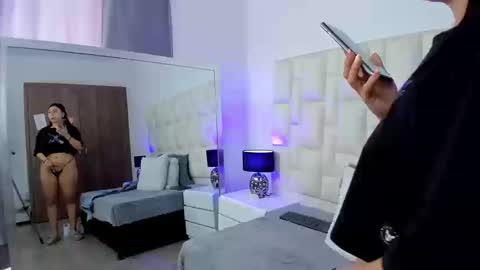 Snapshot of ariana_rouse_ chatting on September 10, 6:52 pm ariana online show from September 10, 6:52 pm