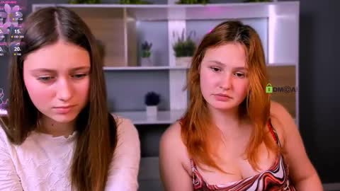 arianaa_cat online show from March 4, 11:44 pm