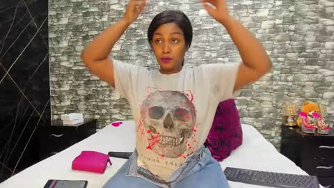 Ariana online show from March 8, 11:45 am