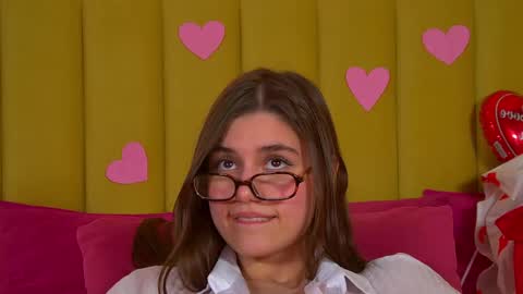 Ariana online show from February 13, 7:04 pm